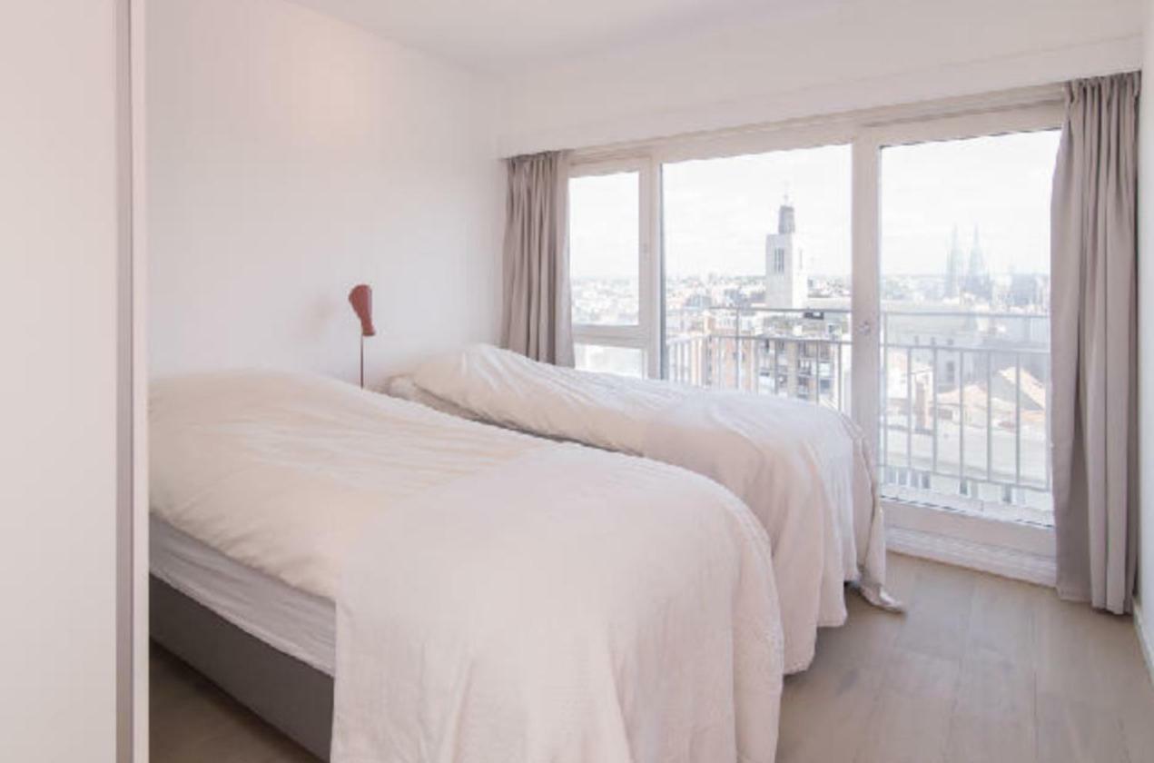 Sea And City View With Double Terrace Flat C Oostende Екстериор снимка
